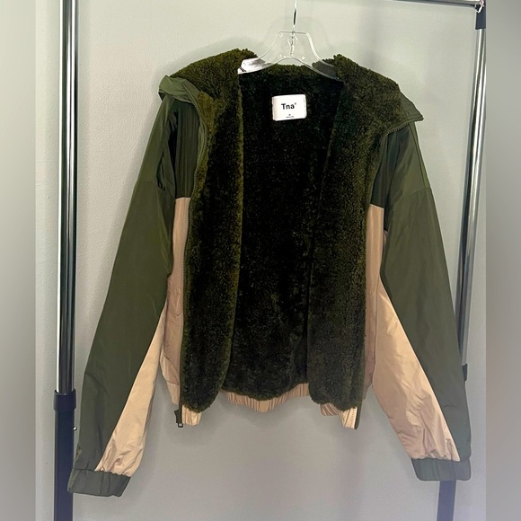 TNA Green and Beige bomber jacket with sherpa lining and zipper. - Picture 3 of 4